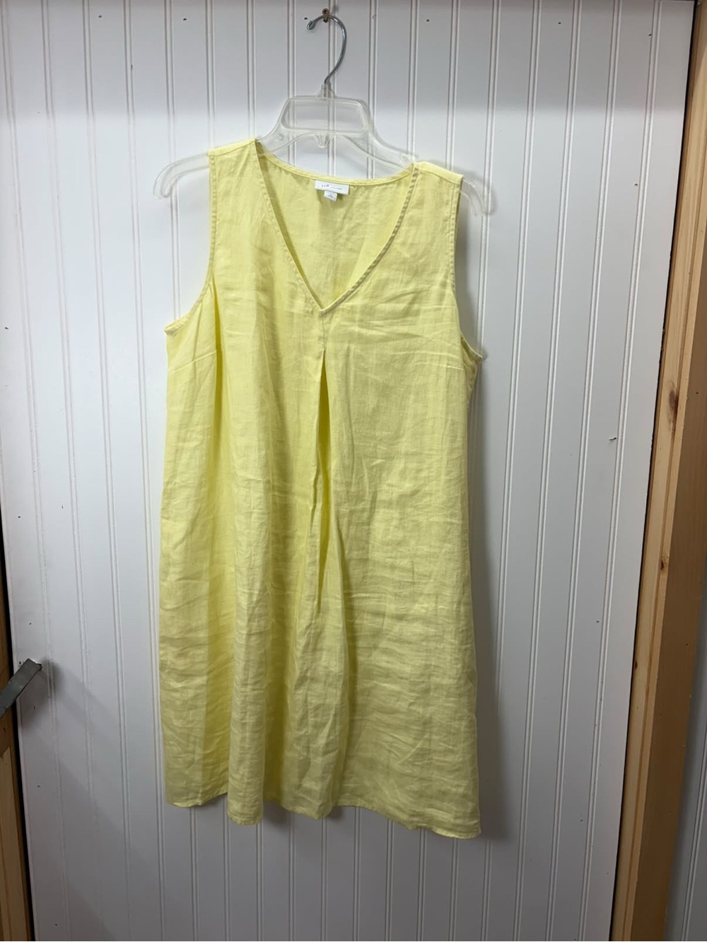 Jjill live linen Sleeveless V-Neck Linen Dress in Light Yellow lightweight